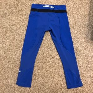 Lululemon 6 reversible running crop